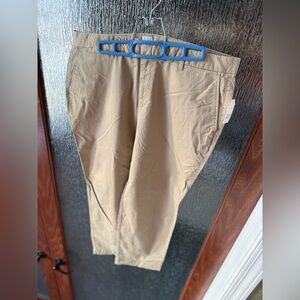 GAP Classic Khaki Chinos NWT | Size 14 – Effortless Smart-Casual Style